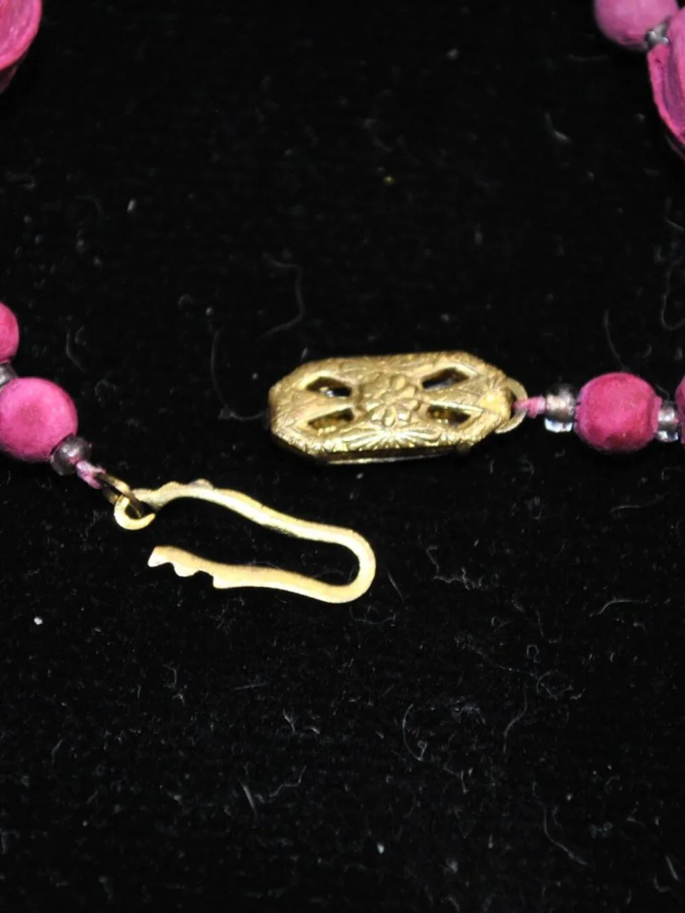 Antique Art Deco Purple-Pink Pressed Rose Petals Beaded Necklace